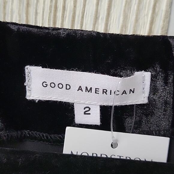 Good American Black Velvet V Neck Bodysuit Top Womens Size 2 Medium NWT - Picture 4 of 11